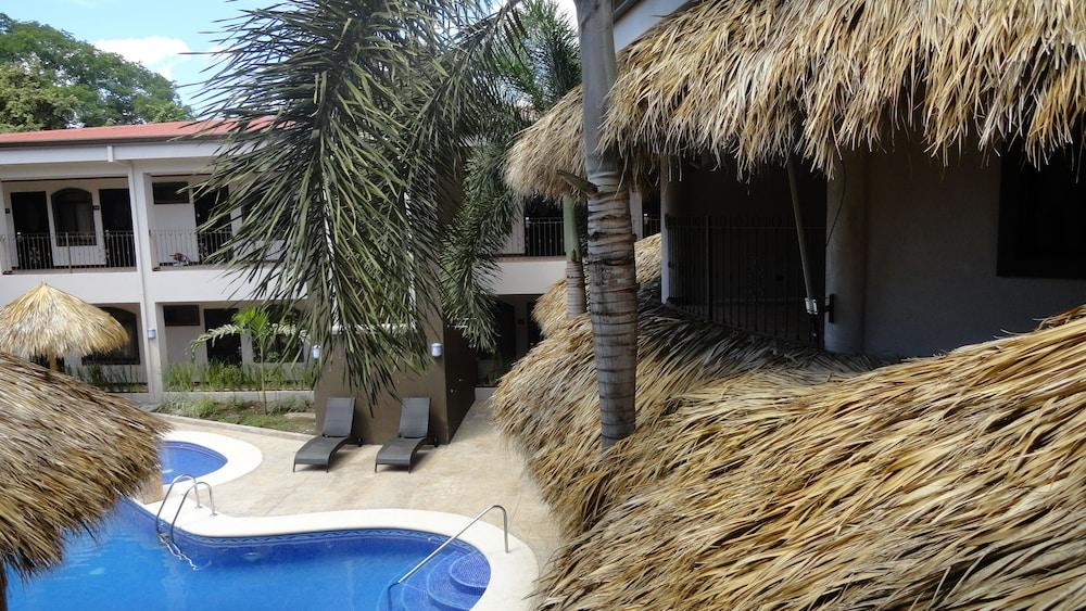 Hotel Colono Beach Coco Bagian luar foto