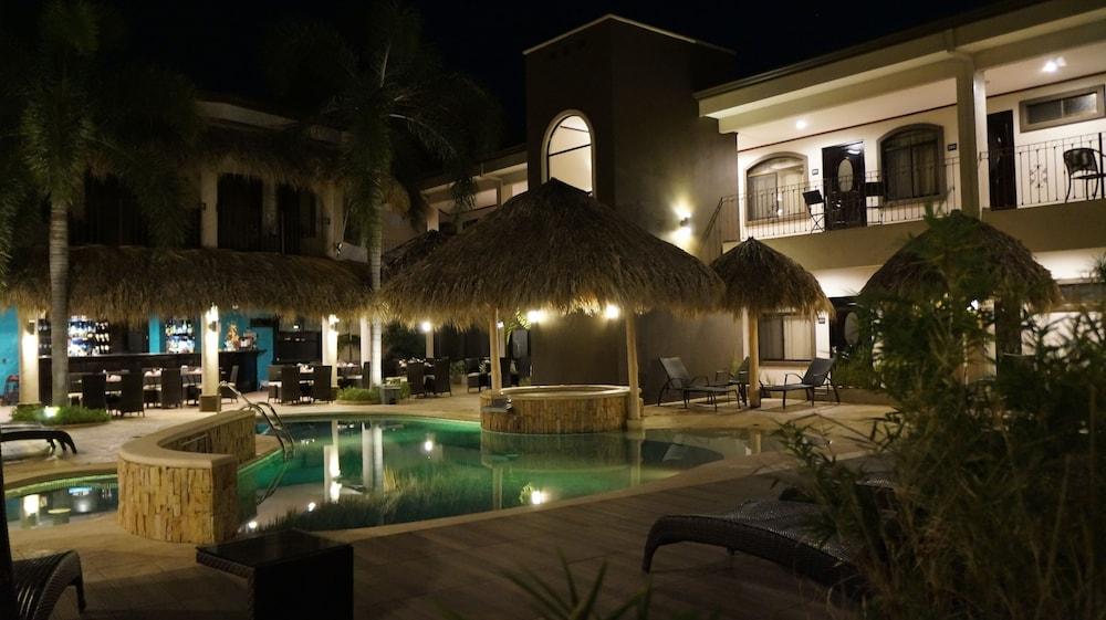 Hotel Colono Beach Coco Bagian luar foto
